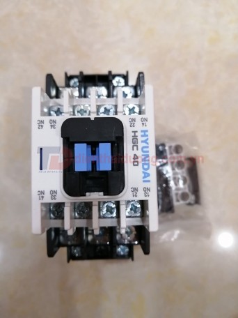 CONTACTOR HYUNDAI 3P 40A ( HGC40 )