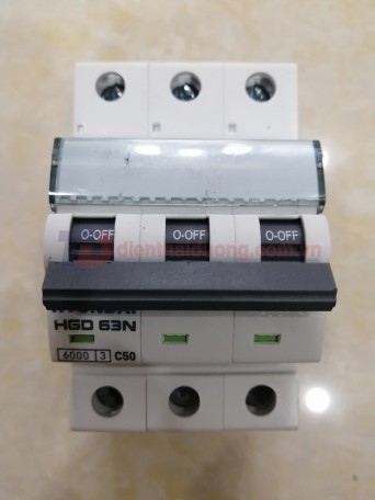 MCB HYUNDAI 3P 50A 6kA ( HGD63N )